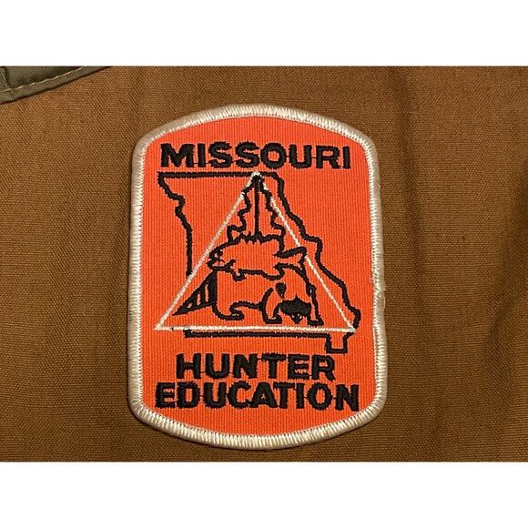 Vintage SafeTbak Hunting Best With Deer Patches And Pouch Safety Back - Picture 10 of 16